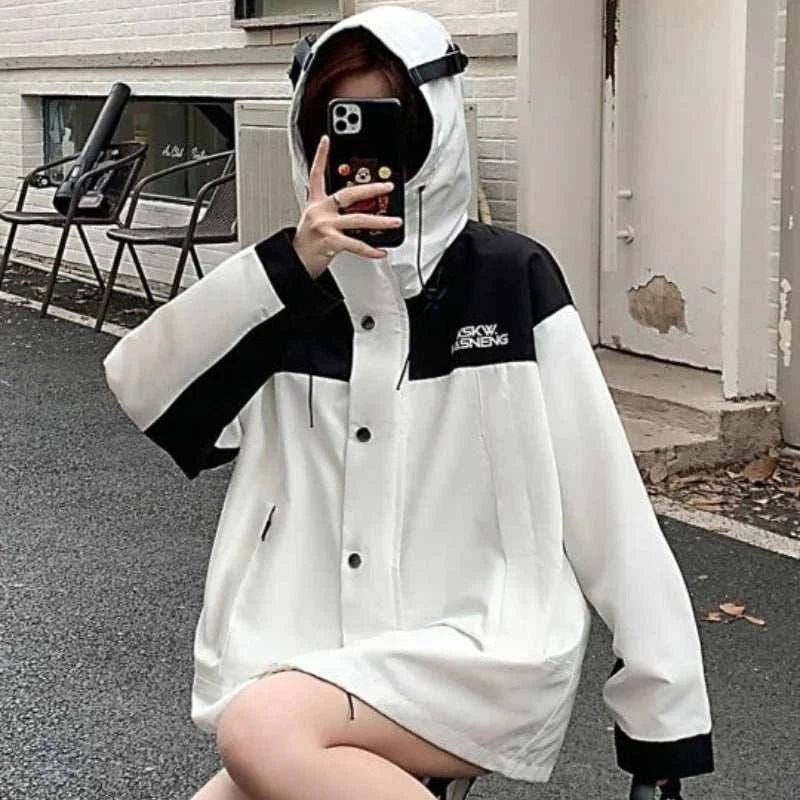 Retro Spring Autumn Charging Clothes for Men and Women