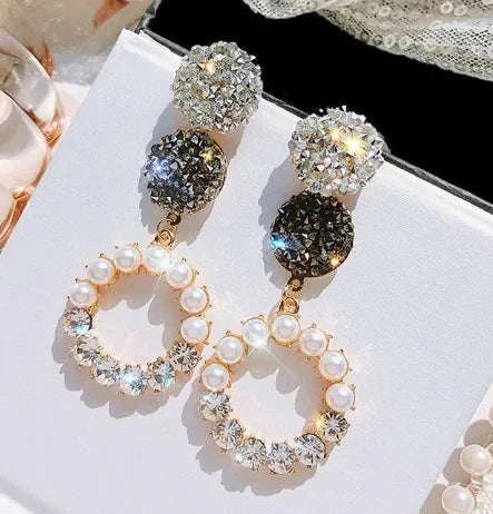 Round Earrings Long Earrings Rhinestone Pearl Earrings featuring sparkling crystals and pearls, perfect for elegant outfits.