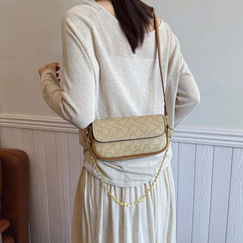 Stylish Unique Vintage Fashionable Tote Bag Large Capacity For Casual Leisure And Business Commuter Use