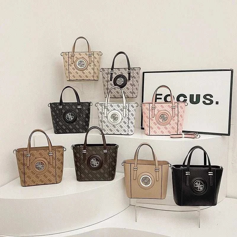 Stylish Large Capacity Crossbody Bag Minimalist Leather Handbag For Women Vintage Designer Letter Logo Casual Luxury Commuter