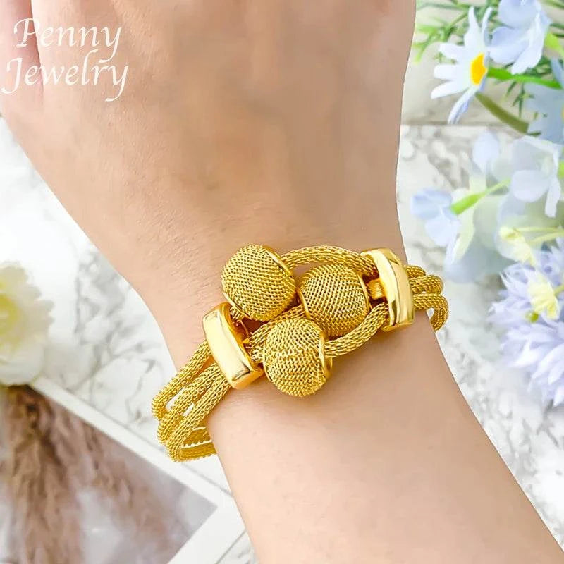 Daily Wear Exquisite Jewelry Set for Women Necklace Earrings Bracelet Dubai Gold Plated Jewellery for Banquet Party Wedding Gift