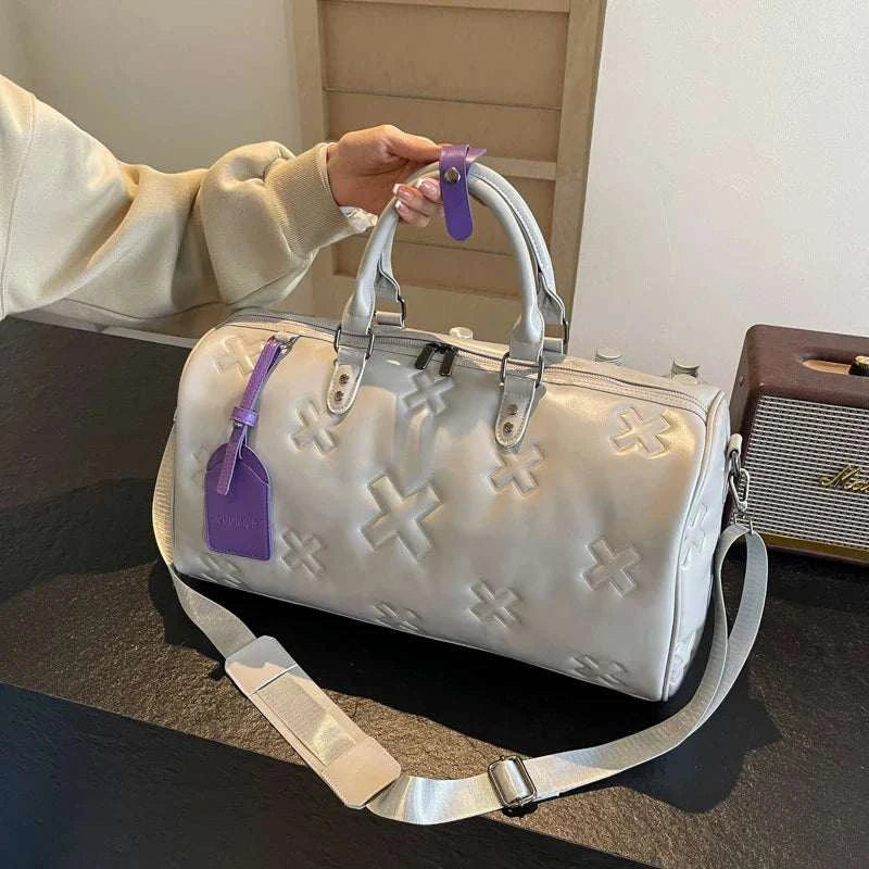 Stylish women's large capacity white PU travel shoulder bag with purple accents and dry/wet separation features