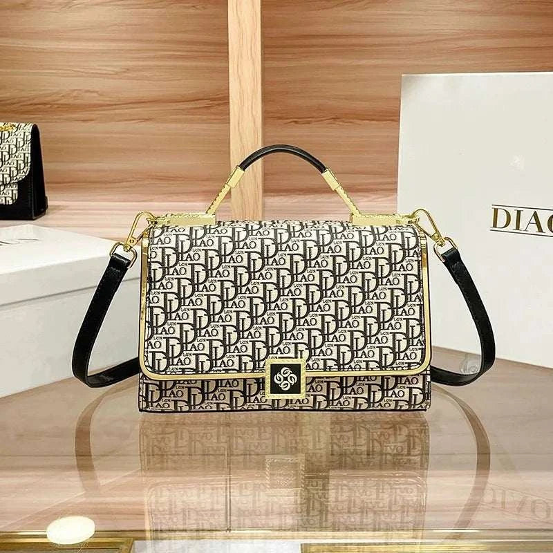 Luxury Chic Tote Bag For Women Designer Leather Crossbody Handbag Vintage Minimalist Elegant Stylish Large Capacity